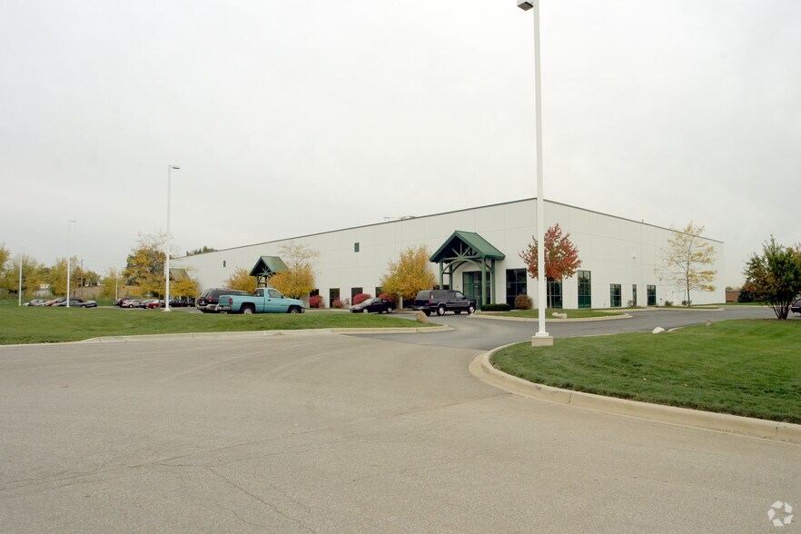 More Photos Of 4501-4509 Prime Pky, McHenry Warehouse For Lease