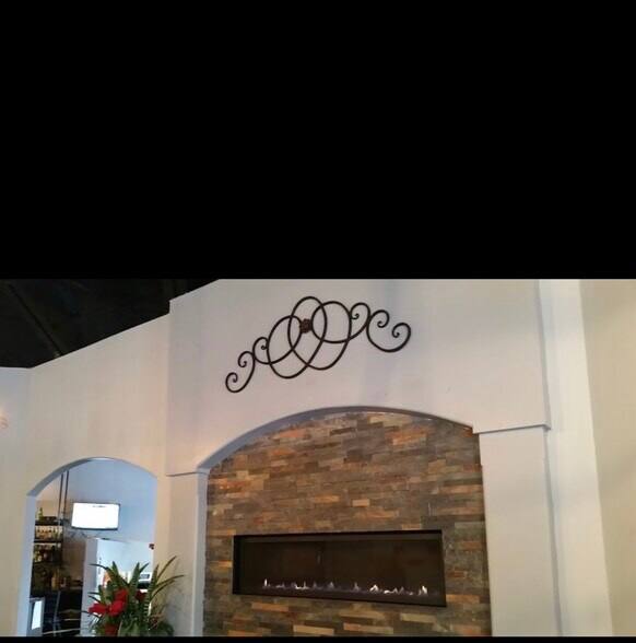 More Photos Of 123 Mohawk St, Herkimer Restaurant For Sale