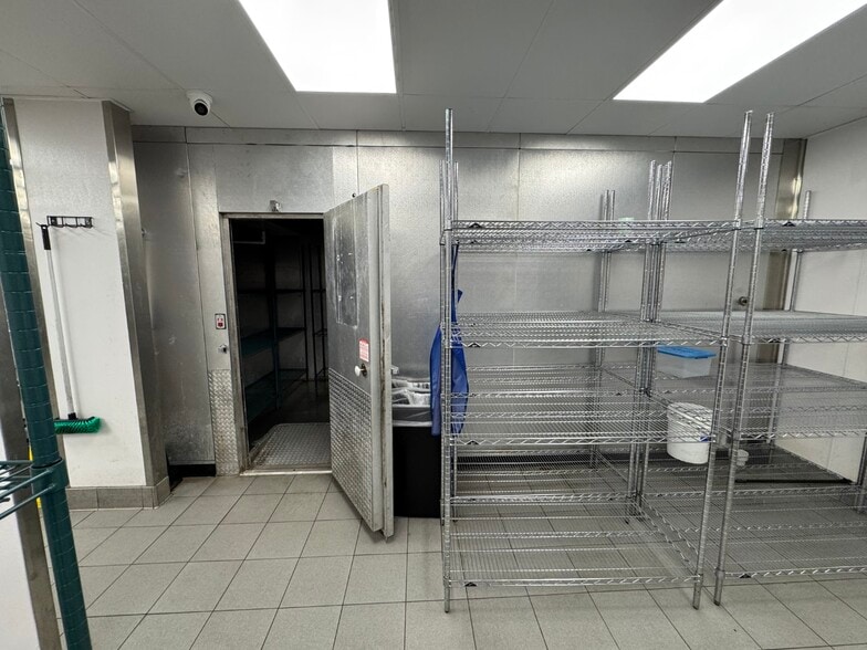 More Photos Of 12138 Hwy 17 Bypass N Byp, Murrells Inlet Fast Food For Lease