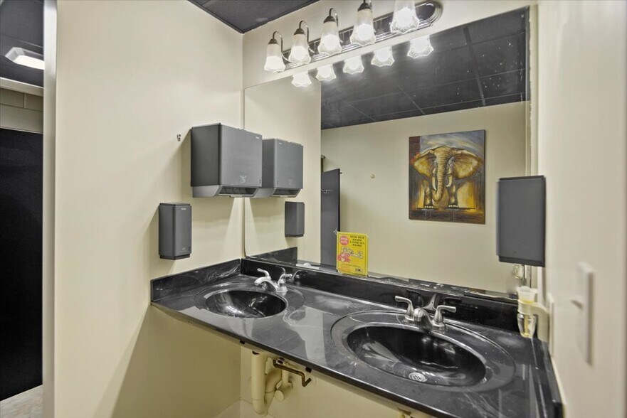 More Photos Of 201 Laurel St, Conway Restaurant For Sale