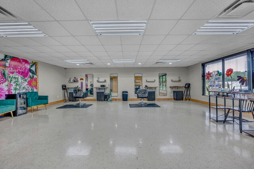 More Photos Of 38178 Us Highway 231, Ashville Freestanding For Sale