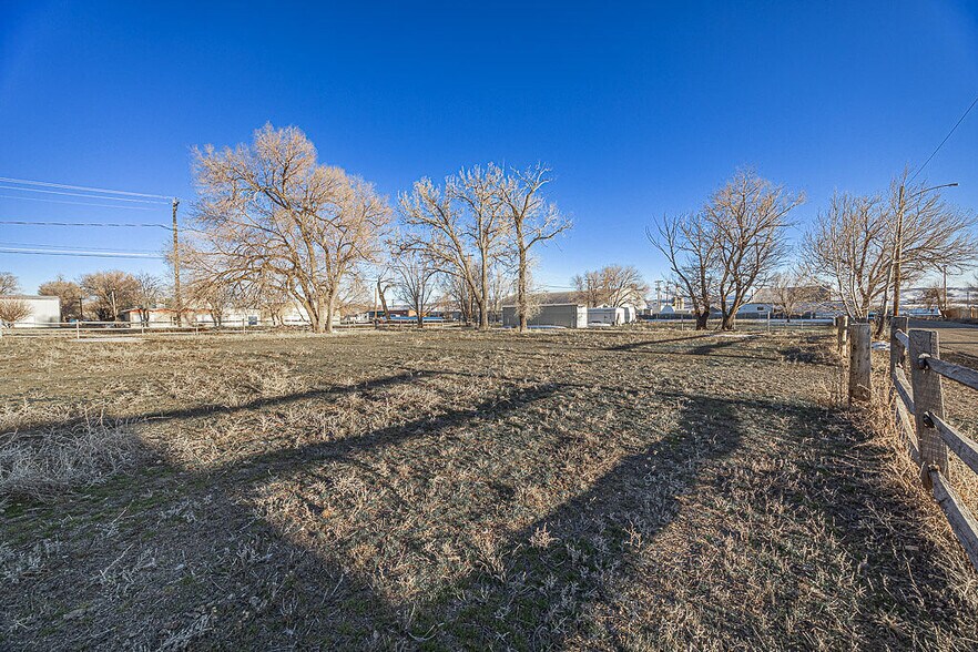 More Photos Of 353 Breeze St, Craig Land For Sale