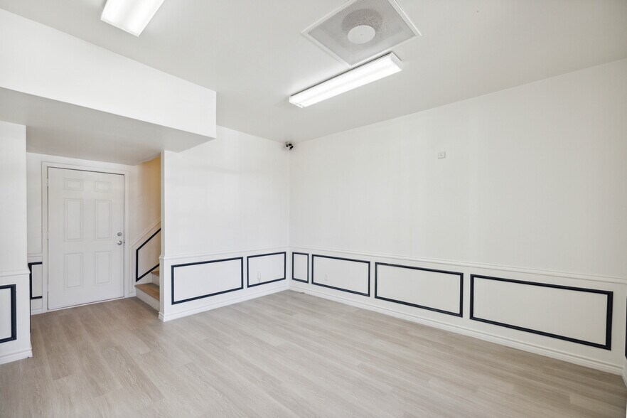 More Photos Of 3606 Marvin D Love Fwy, Dallas Medical For Lease