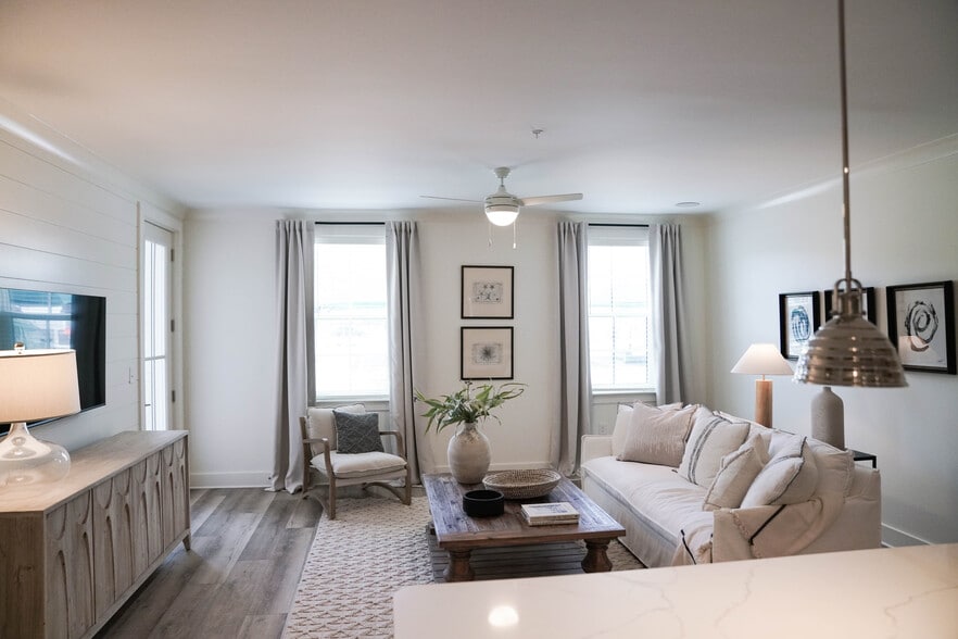 More Photos Of 179 S County Highway 393, Santa Rosa Beach Apartments For Sale