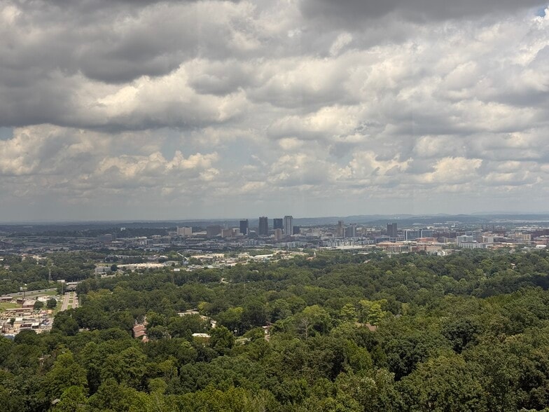 More Photos Of 530 Beacon Pky W, Birmingham Office For Sale