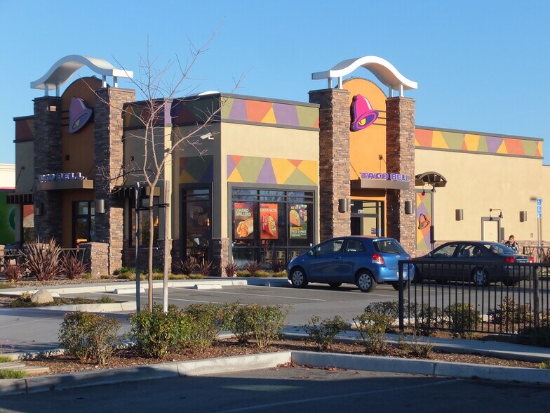 More Photos Of 1541-1593 N Sanborn Rd, Salinas Unknown For Lease