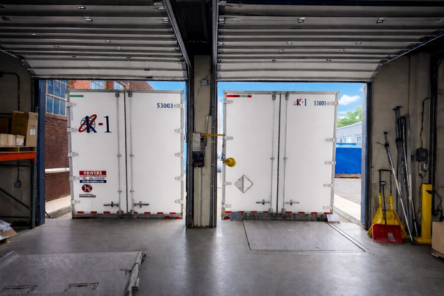 More Photos Of 1101-1107 W Elizabeth Ave, Linden Warehouse For Sale