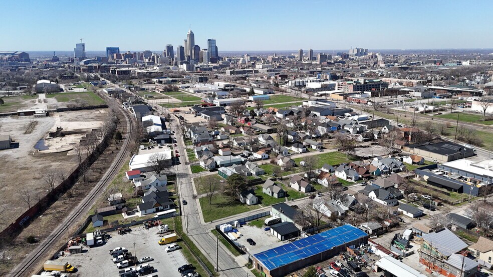 More Photos Of 1628 E Bates St, Indianapolis Warehouse For Sale