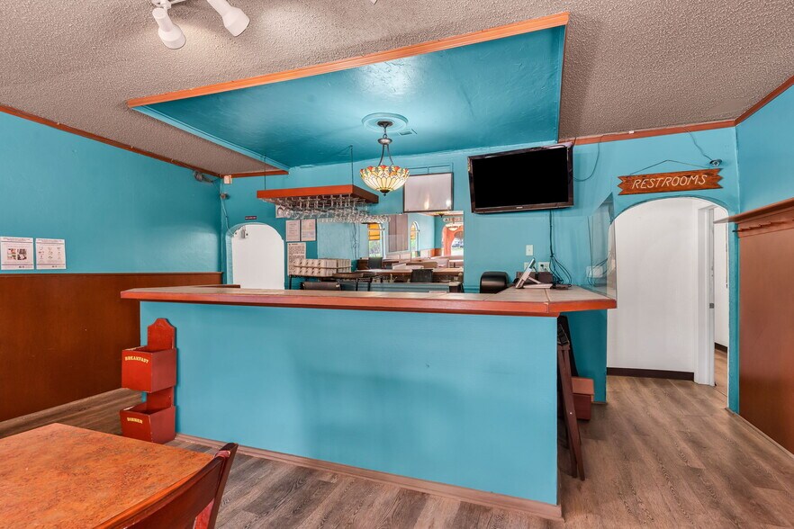 More Photos Of 2301 E Main St, Canon City General Retail For Sale