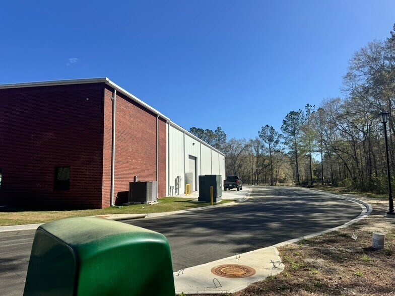 More Photos Of 763 US-80 Hwy, Eden Light Distribution For Lease