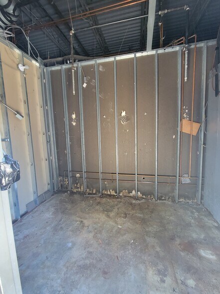 More Photos Of 5753-5783 Old Winder Hwy, Braselton Restaurant For Lease