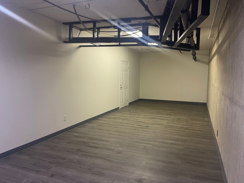 More Photos Of 50-100 W Lemon Ave, Monrovia Office For Lease