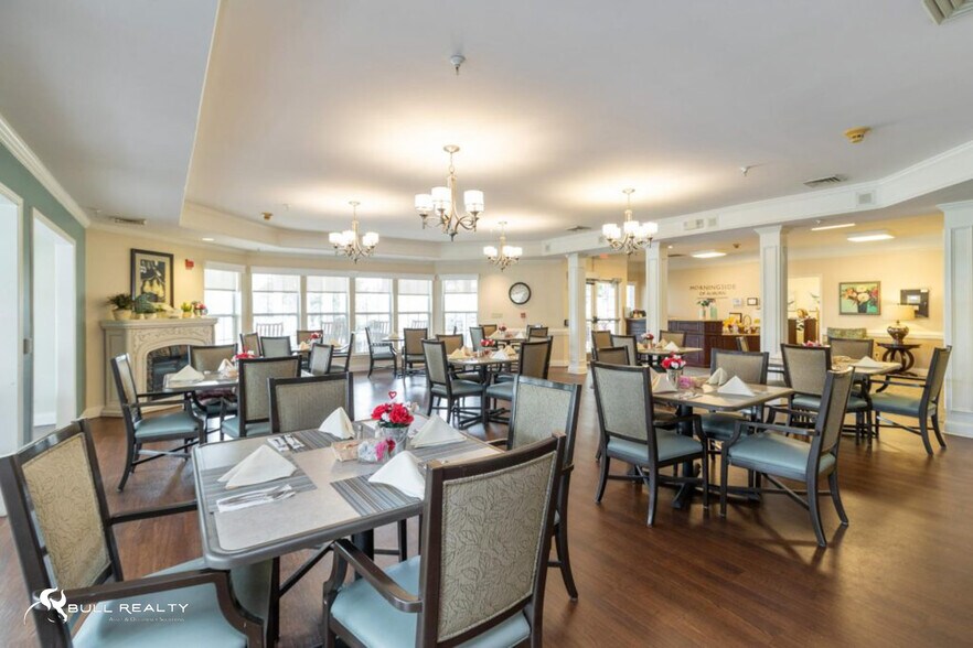 More Photos Of 871 Twinforks Ave, Auburn Assisted Living For Sale