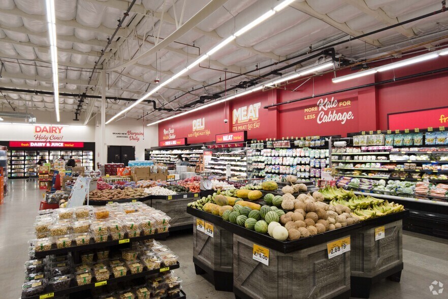 More Photos Of 2616-2900 W Imperial Hwy, Inglewood Unknown For Lease