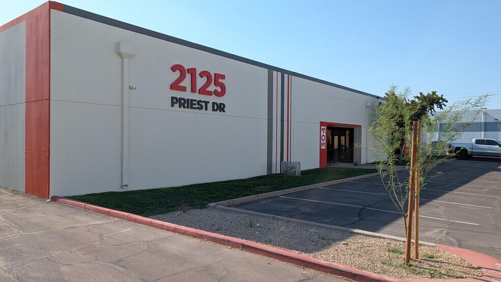 More Photos Of 2121 S Priest Dr, Tempe Unknown For Lease