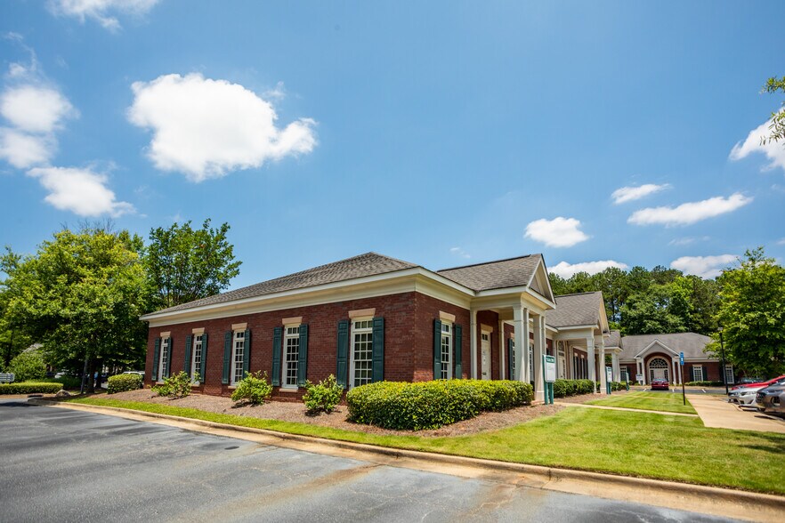 More Photos Of 1921 Whittlesey Rd, Columbus Office For Lease