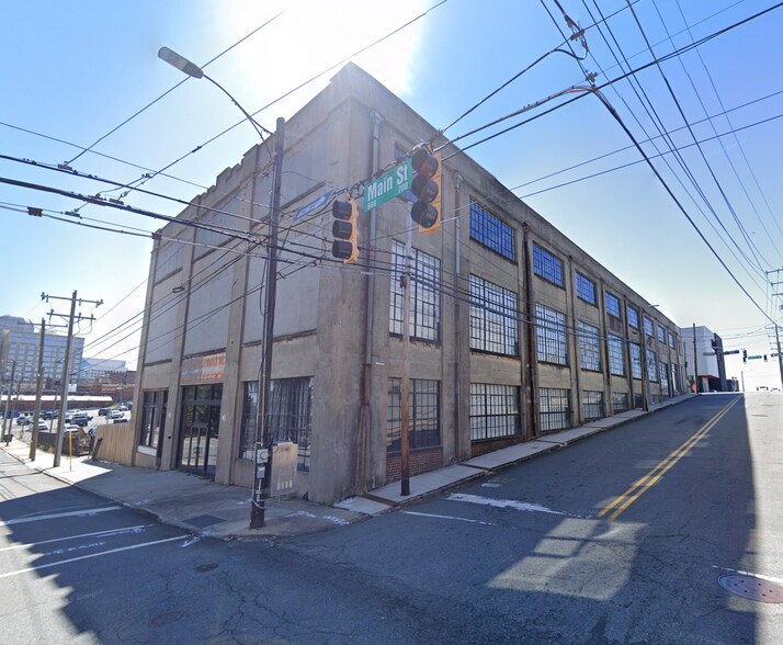 More Photos Of 633 N Liberty St, Winston-Salem General Retail For Sale