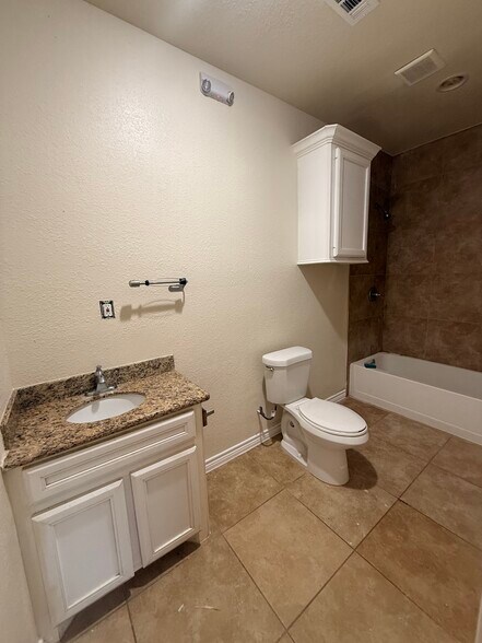 More Photos Of 16160 Porter Ln, Porter Land For Lease