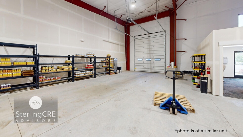 More Photos Of 5800 Expressway, Missoula Flex For Lease