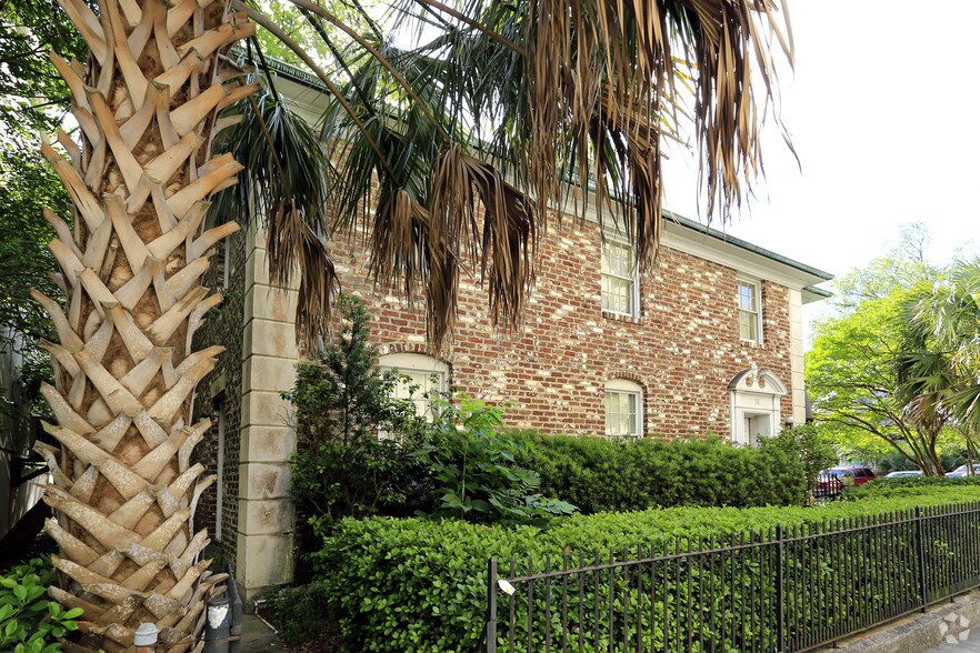 More Photos Of 136 Rutledge Ave, Charleston Medical For Lease