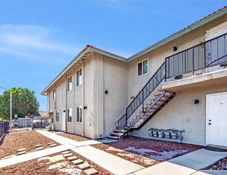 More Photos Of 5748 Tilton Ave, Jurupa Valley Apartments For Sale
