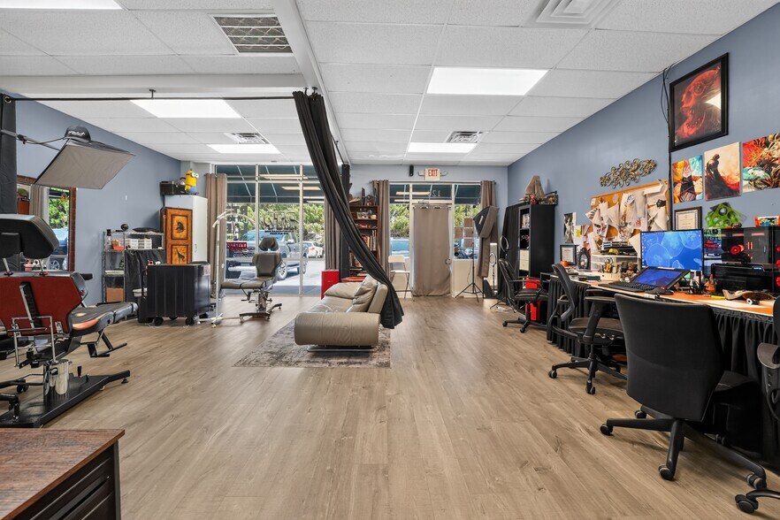 More Photos Of 594 E Chatham St, Cary Office For Sale