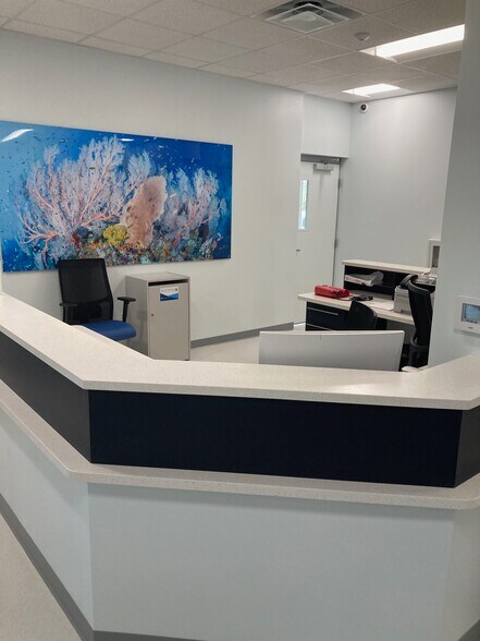 More Photos Of 6637 Gunn Hwy, Tampa Medical For Lease