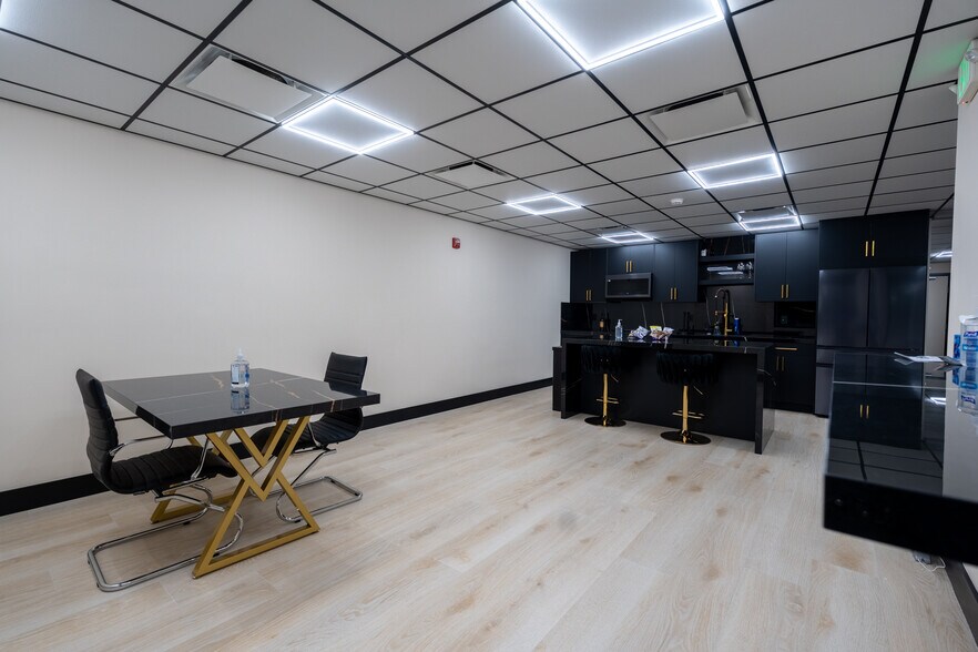 More Photos Of 1704-1726 N University Dr, Coral Springs Medical For Sale