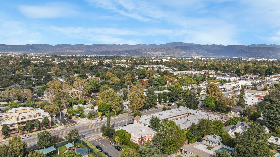 More Photos Of 12256 Riverside Dr, Valley Village Apartments For Sale