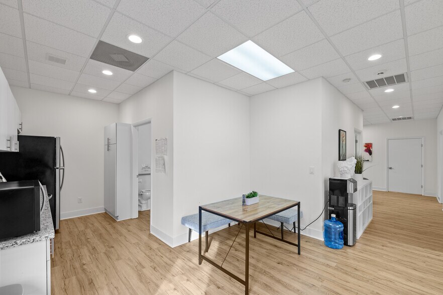 More Photos Of 3950 Blue Ridge Rd, Raleigh Medical For Sale