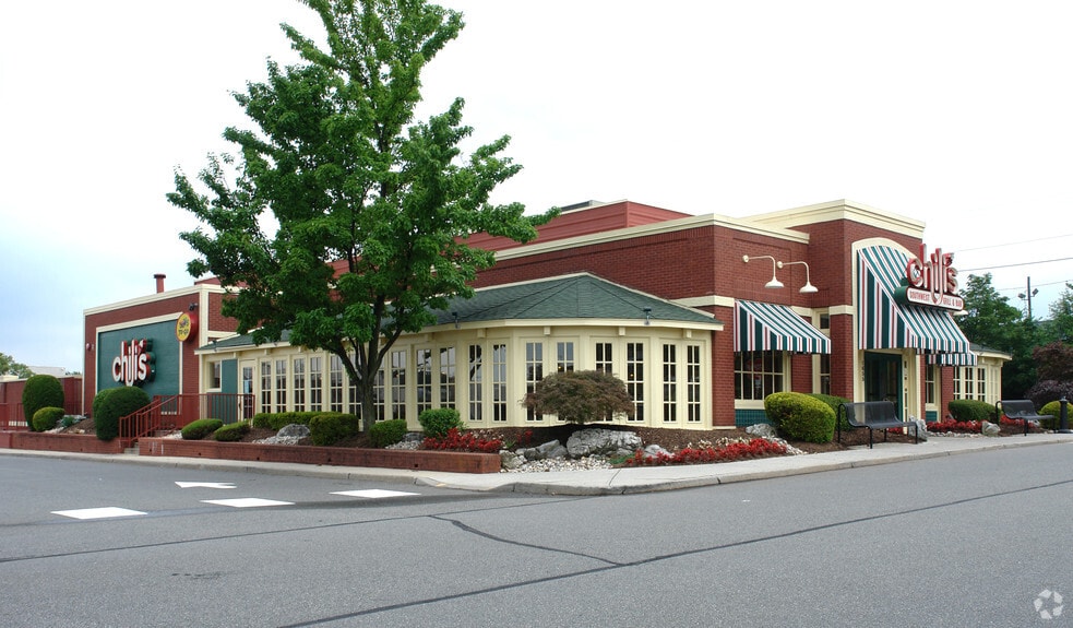 More Photos Of 1665a Oak Tree Rd, Edison Unknown For Lease