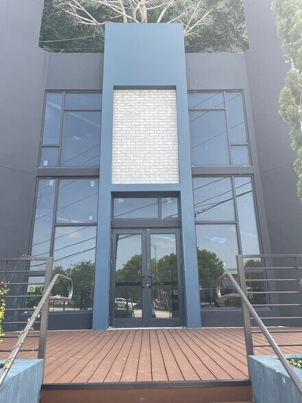 More Photos Of 425-475 E Atlantic Blvd, Pompano Beach Apartments For Lease