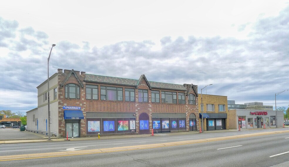 More Photos Of 178 Sunrise Hwy, Rockville Centre Medical For Lease