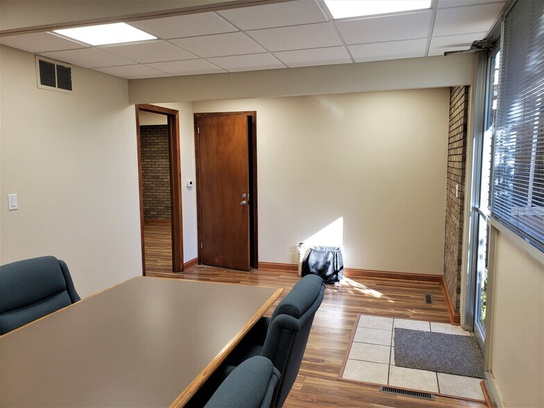More Photos Of 616 Kellogg Ave, Ames Office For Lease