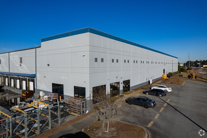 Primary Photo Of 102 Norwest Ct, Pooler Warehouse For Lease