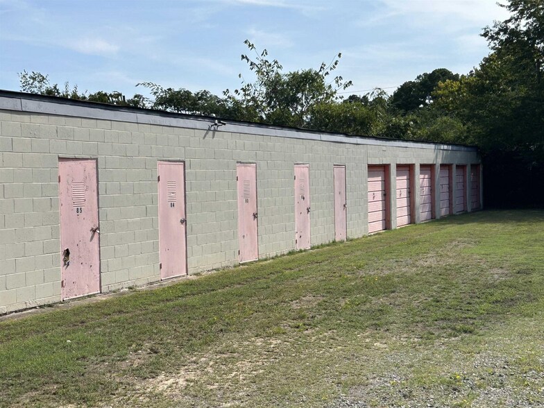 More Photos Of 2009 Johnson Ln, Heber Springs Self Storage For Sale