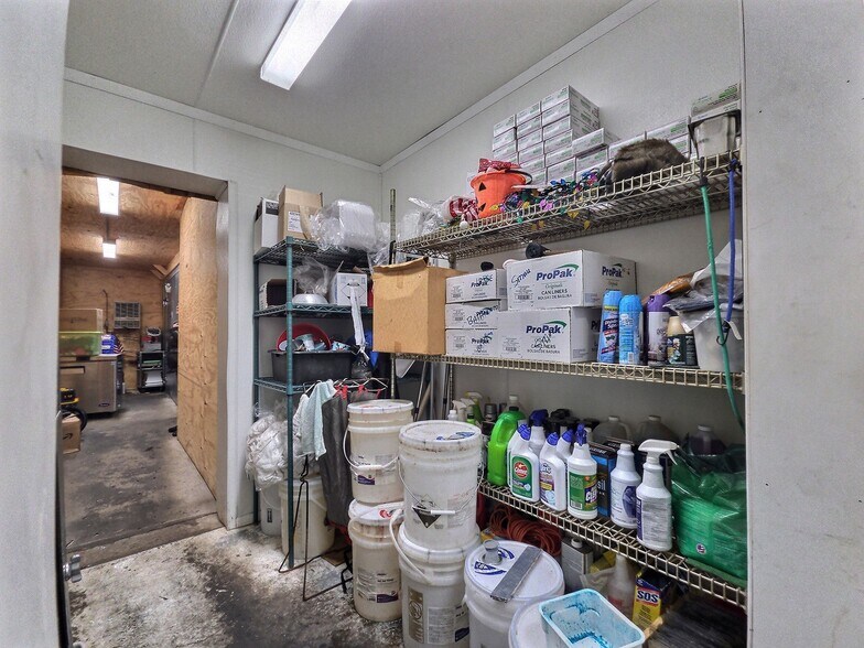 More Photos Of 4187 Highway B, Land O Lakes Restaurant For Sale