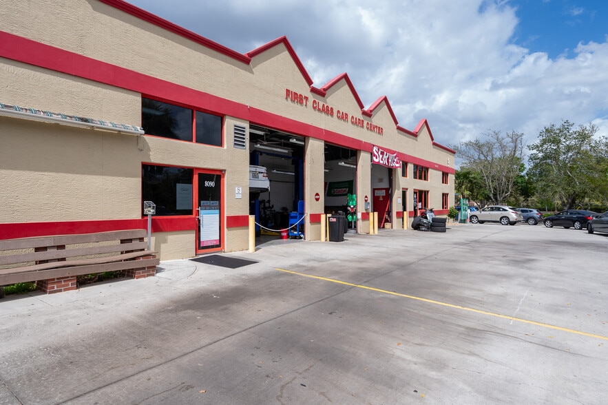 More Photos Of 8090 Gladiolus Dr, Fort Myers Carwash For Sale