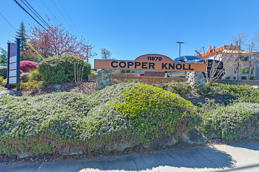 More Photos Of 11879 Kemper Rd, Auburn Office For Sale