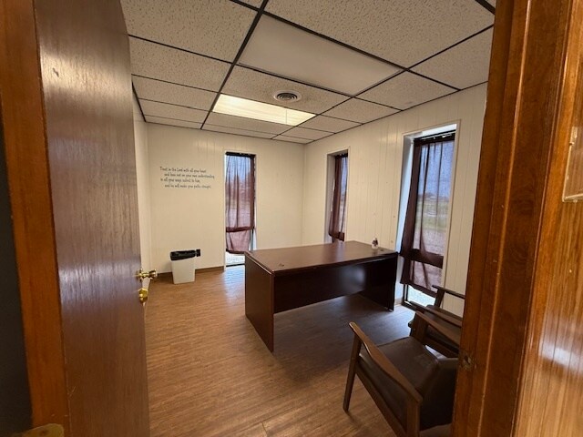 More Photos Of 116 Western St, Pampa Warehouse For Lease