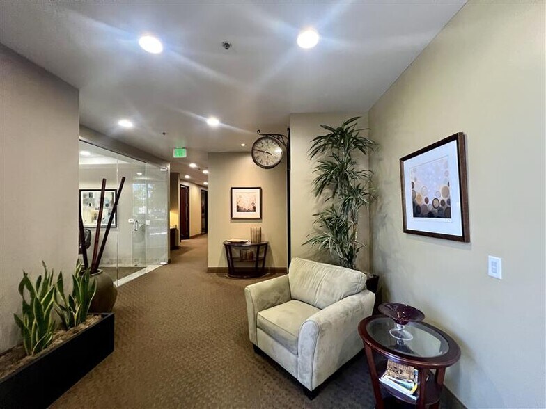 More Photos Of 1 Natoma St, Folsom Office For Sale