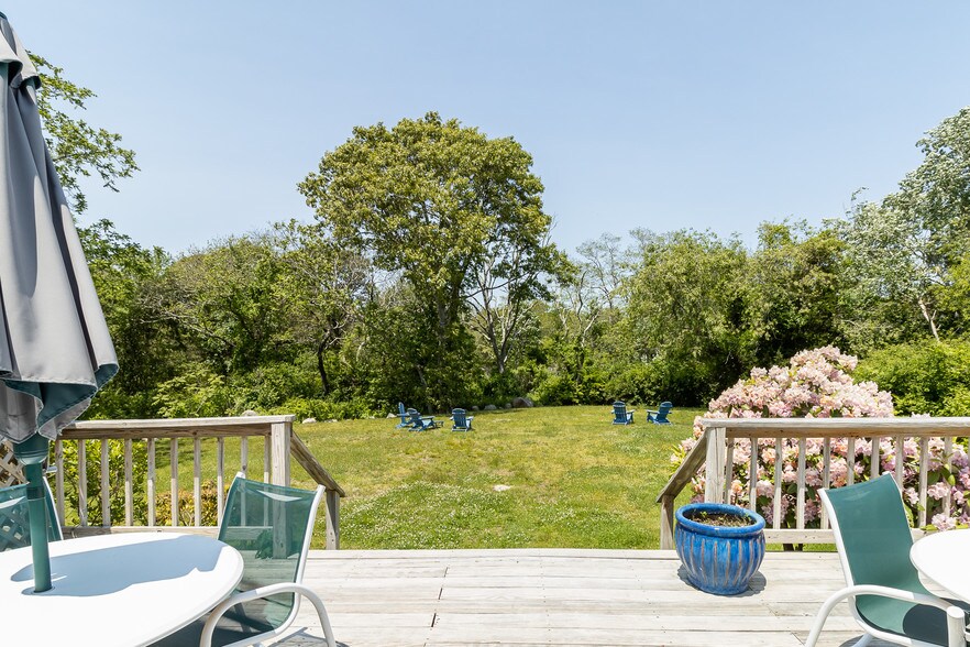 More Photos Of 2504 Main St, West Barnstable Hotel For Sale