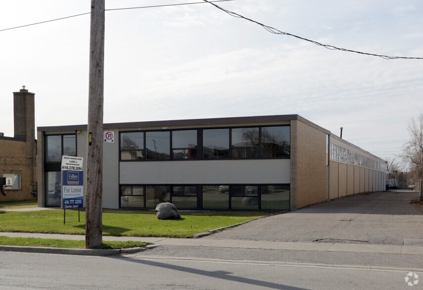 More Photos Of 95 Advance Rd, Toronto Warehouse For Lease