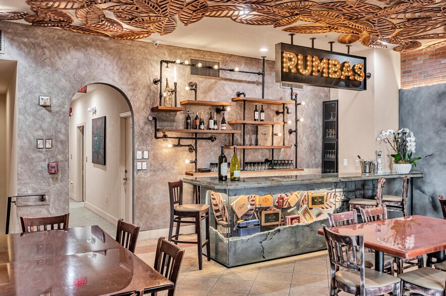 More Photos Of 223 Valencia Ave, Coral Gables Restaurant For Lease