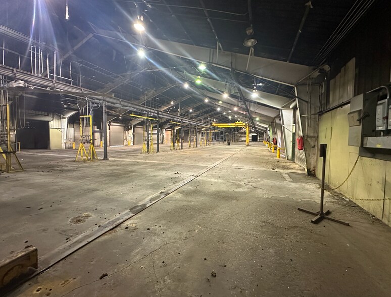 More Photos Of 1102 Highway 96, Fayette Warehouse For Lease