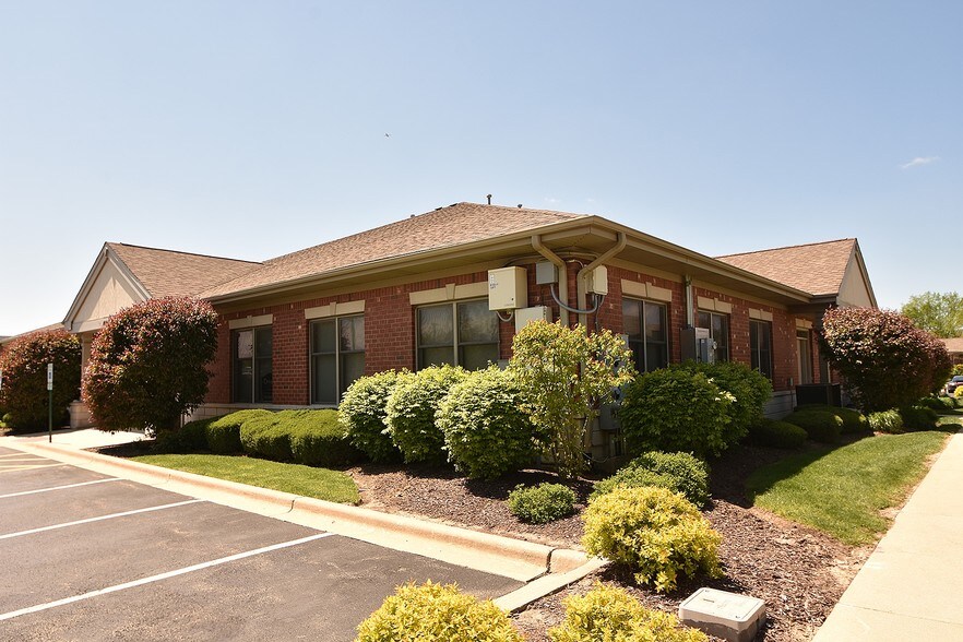 More Photos Of 16610 W 159th St, Lockport Medical For Sale