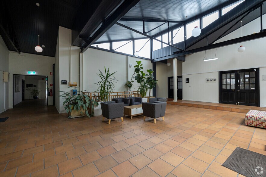 More Photos Of 1-15 Barr St, Balmain Office For Lease