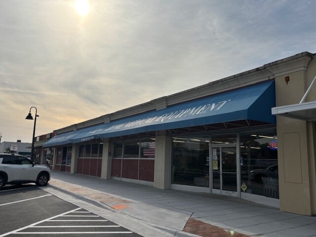 More Photos Of 714 New Bridge St, Jacksonville Storefront For Lease