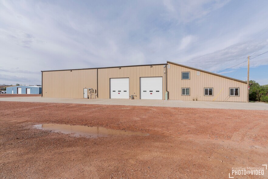 More Photos Of 612 Sinclair St, Gillette Industrial For Sale