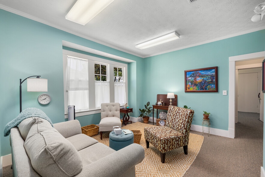 More Photos Of 77 Saragossa St, Saint Augustine Office For Sale